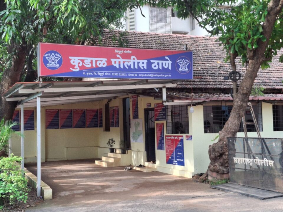 कौटुंबिक वादातून कालेली येथे पतीचा पत्नीवर हल्ला