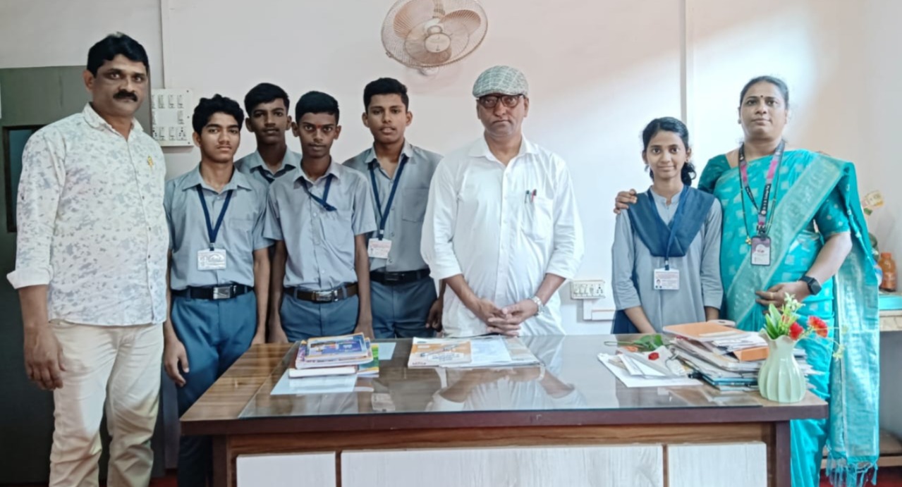 पाट हायस्कूलमध्ये ज्ञानज्योती शिष्यवृत्तधारकाचा सन्मान