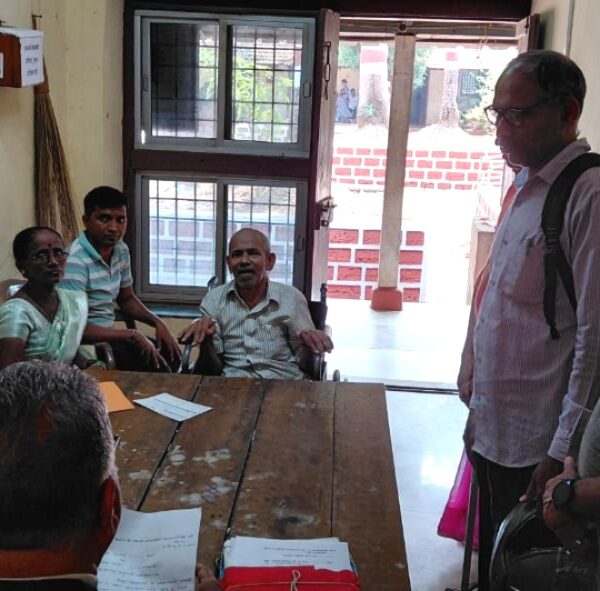 मध्यस्थी केंद्रामार्फत कुडाळमध्ये दोन प्रलंबित दावे निकाली