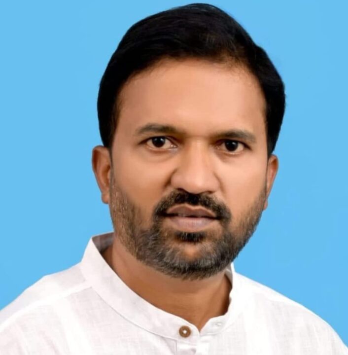 आंबा बागायतदारांना पोकळ आश्वासने नको, नुकसान भरपाई द्या&hellip;