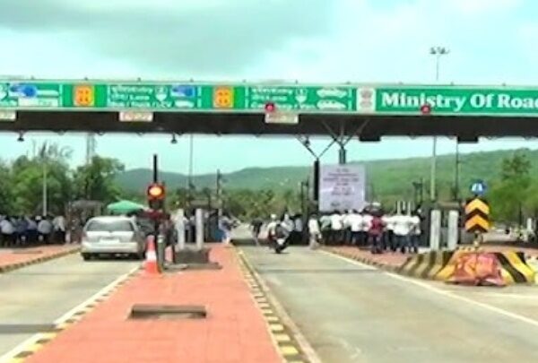 सिंधुदुर्गवासियांच्या माथी पुन्हा टोलधाड, निविदा भरण्यासाठी उद्या शेवटची मुदत