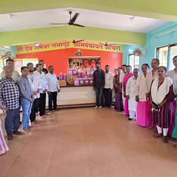 आचरा ग्रामपंचायत तर्फे औषधांचे वितरण