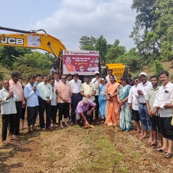 पावशी जिल्हा परिषद विभागात विकास कामांचा शुभारंभ