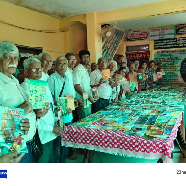 रामेश्वर वाचन मंदिर येथे जागतिक पुस्तक दिनानिमित्त आयोजित ग्रंथप्रदर्शन; उत्स्फूर्त प्रतिसाद