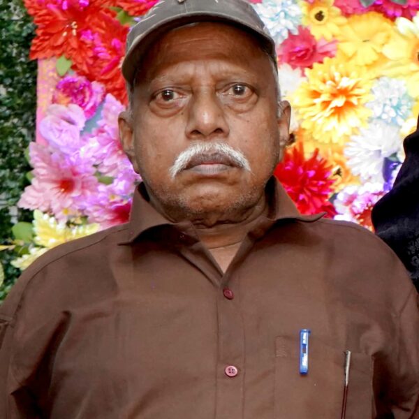 प्रकाश मेस्त्री यांचे निधन