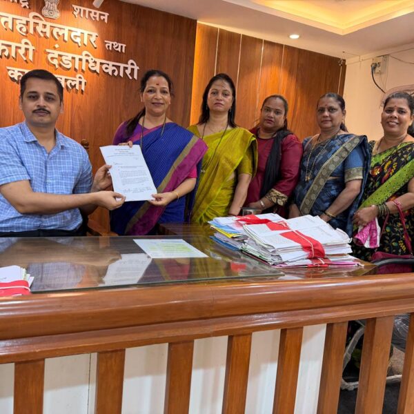 उज्वला योजनेचे गॅस सिलेंडर व लाडकी बहीण योजनेचे पैसे महिलांना वेळेत द्या अन्यथा ठाकरे शिवसेना महिला आघाडी आंदोलन छेडणार