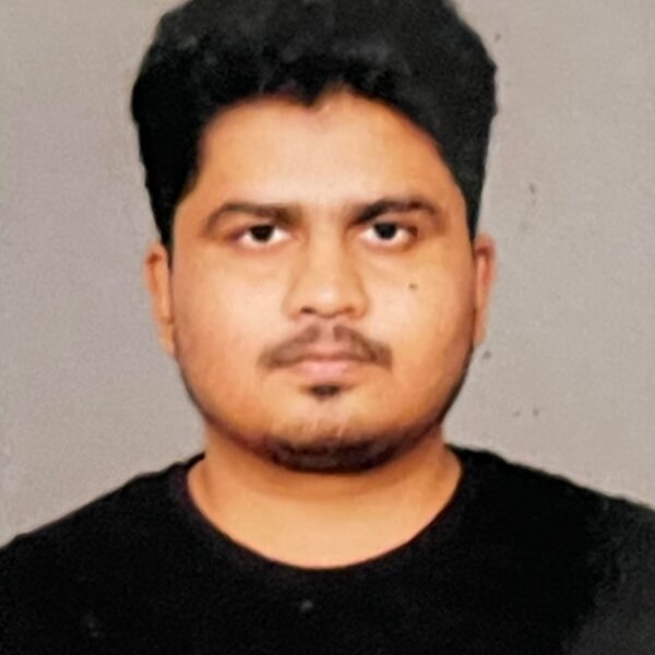पुणे एमआयटी कॉलेज मधून सिंधुदुर्गचा ओंकार गावकर पहिला