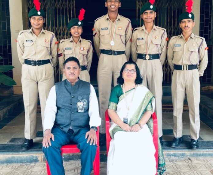 संत राऊळ महाराज महाविद्यालयाच्या एन. सी.सी. कॅडेटचे ‘सुवर्ण’ यश
