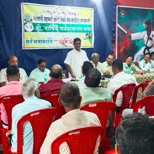 विकास सोसायट्यांनी खत विक्रीचे लायसन्स तातडीने काढावीत