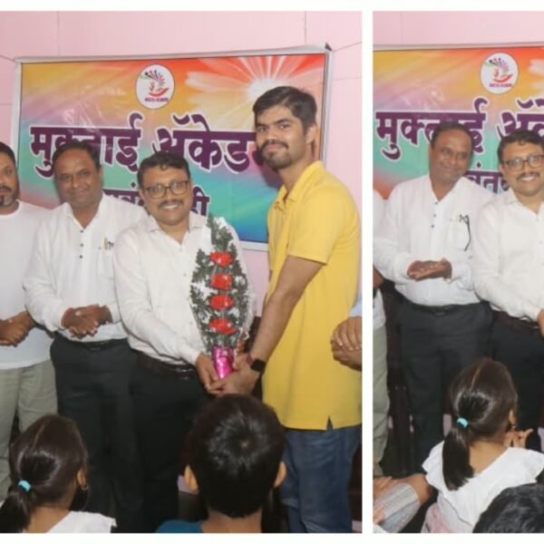 राष्ट्रीय बुद्धिबळपटू बाळकृष्ण पेडणेकर व कॅरमपटू साक्षी रामदूरकर यांचा सत्कार