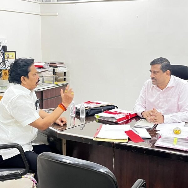 कणकवली शहरातील व्यापारी संकुल, बस स्थानक सुशोभीकरण व आशिये रस्ता कामाबाबत एसटीचे महाव्यवस्थापक सकारात्मक!
