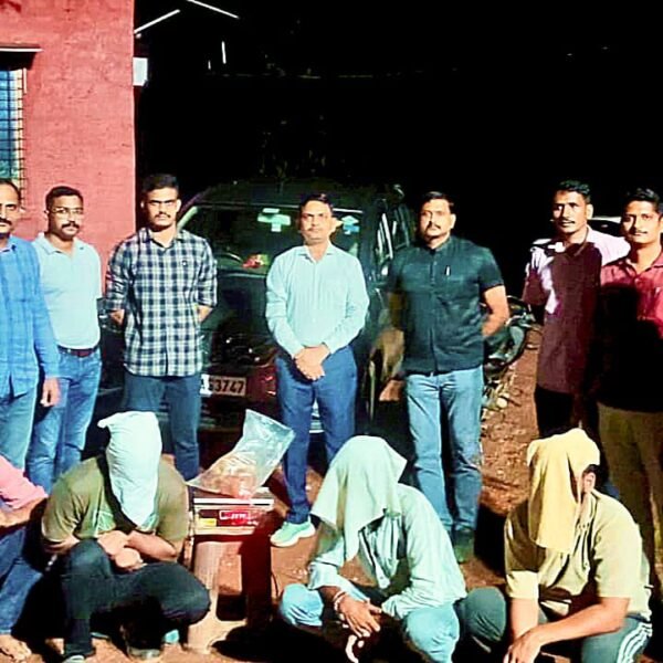 पणदूरमध्ये अंबरग्रीस तस्करीचा पर्दाफाश