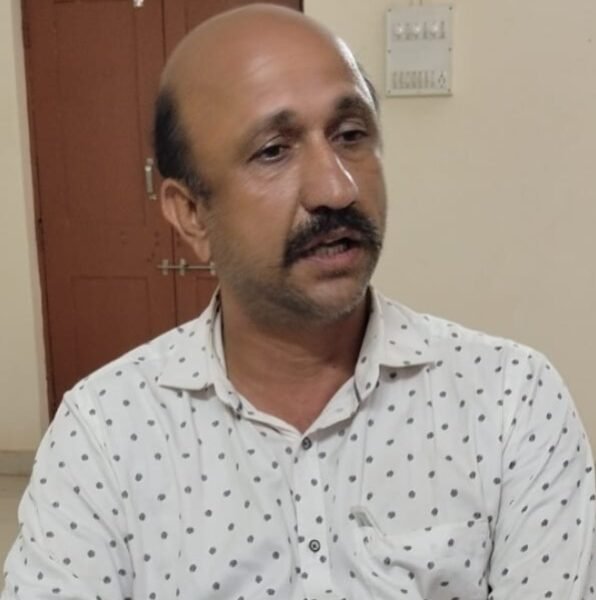 NOC साठी मागितली चक्क चांदीची अंगठी !