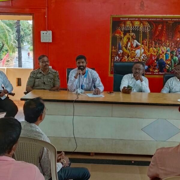 जलस्रोत बाधित करणाऱ्या चिरेखाणी विरोधात कुडोपी ग्रामस्थांचे आंदोलन